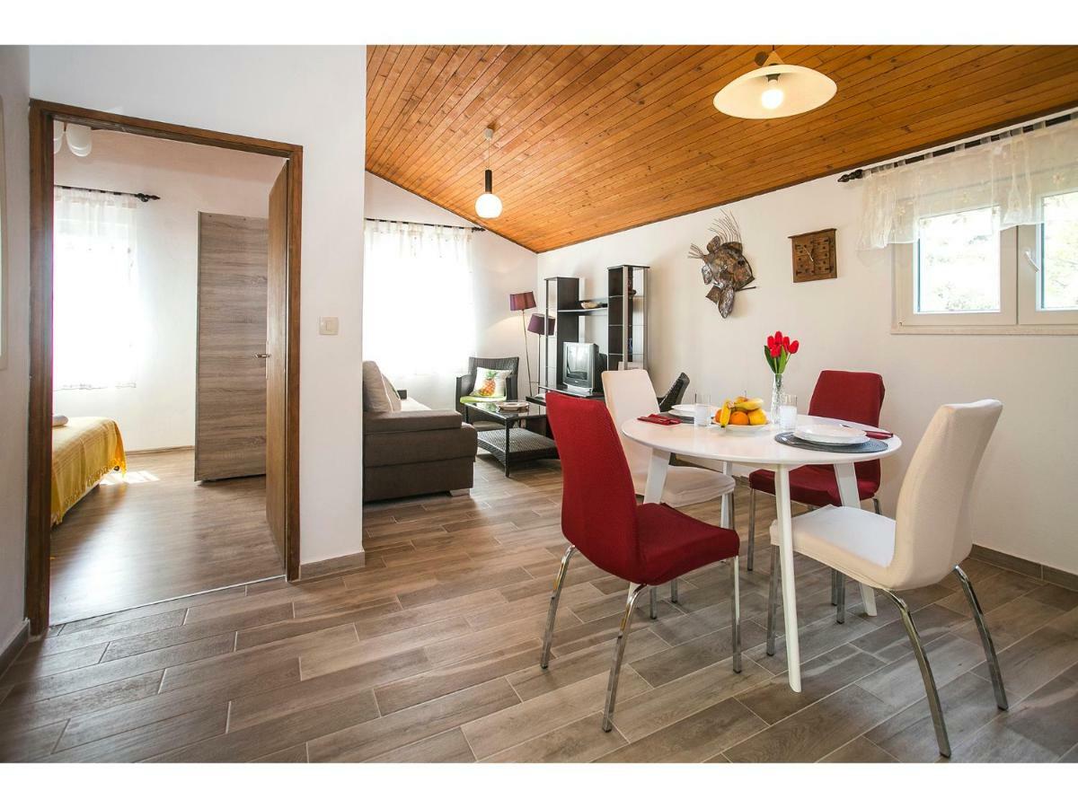 Apartment Goga'S Retreat In มารีนา ภายนอก รูปภาพ