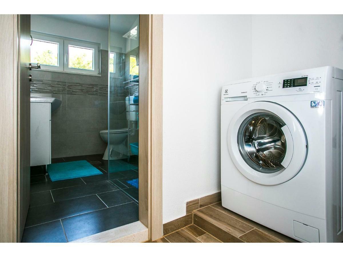 Apartment Goga'S Retreat In มารีนา ภายนอก รูปภาพ