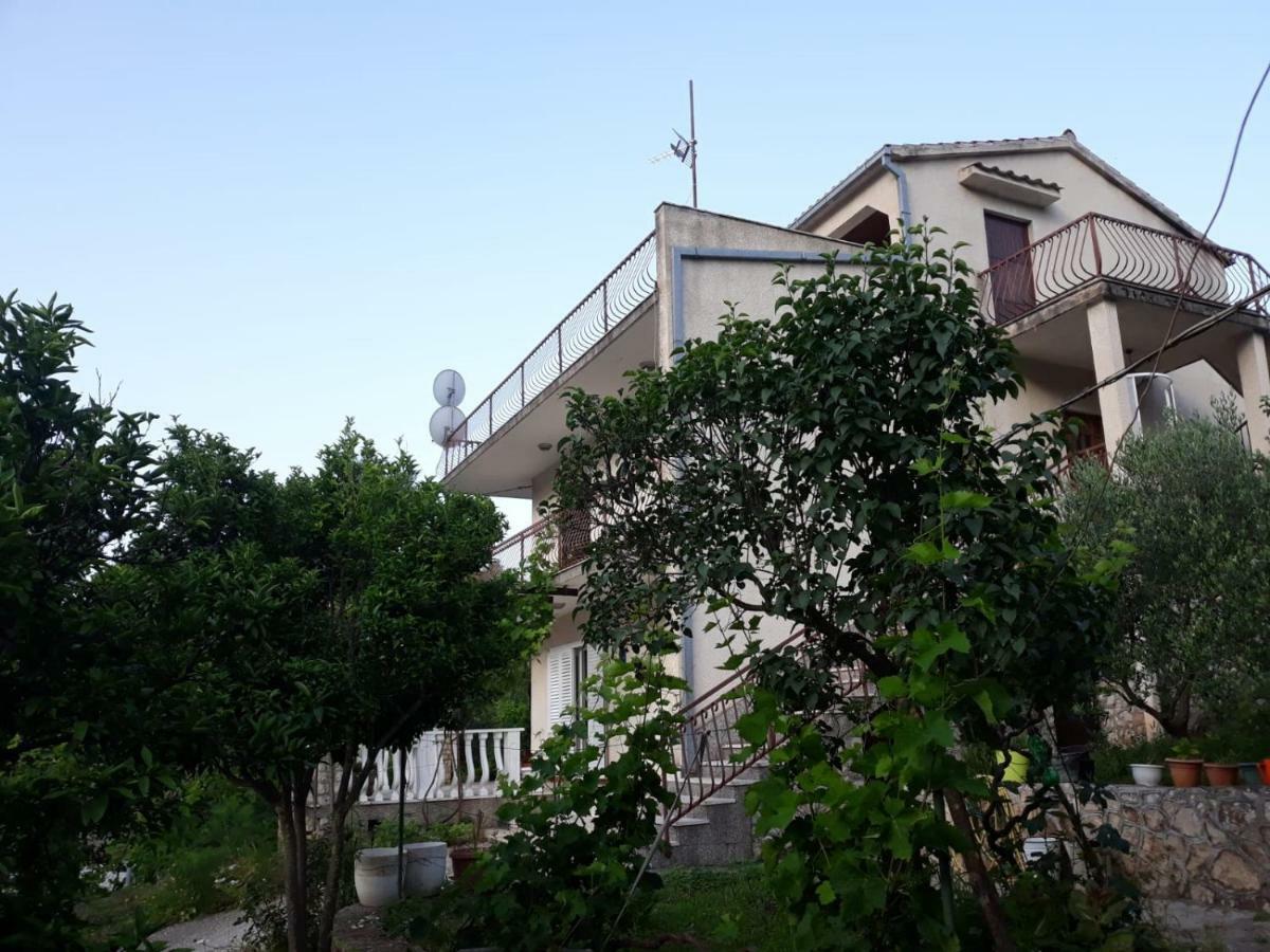 Apartment Goga'S Retreat In มารีนา ภายนอก รูปภาพ